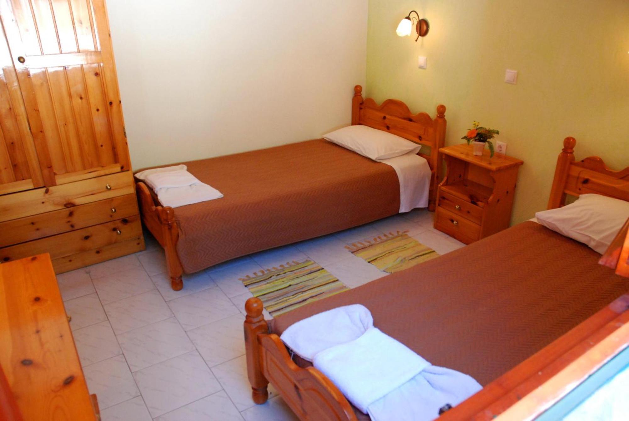 Kiki Apartments Palaiokastritsa Esterno foto