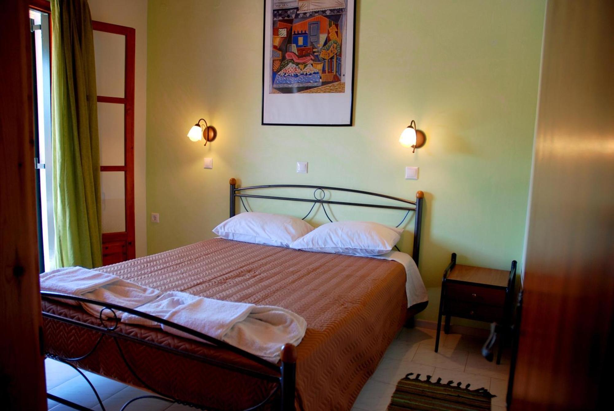 Kiki Apartments Palaiokastritsa Esterno foto